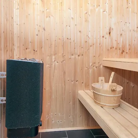 Four-bedroom Holiday In Romo 11 *